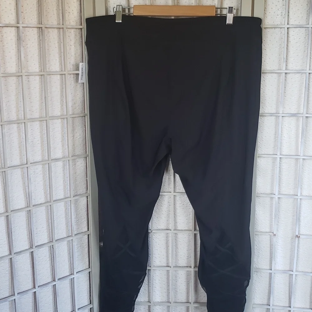 Adore Me black plus size yoga sports leggings 3X - Picture 4 of 6